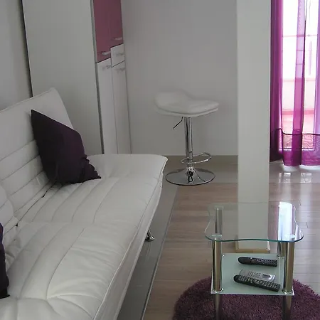 Ella Apartment