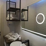 Ella Apartment *
