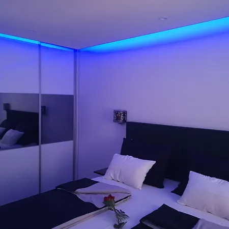 Ella Apartment Split
