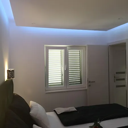 Ella Apartment